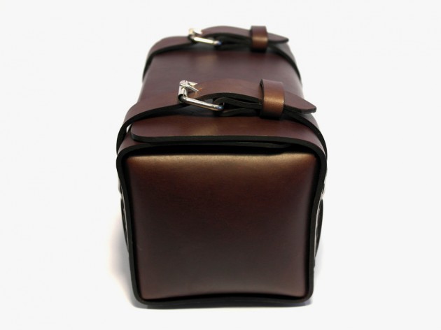 Leather Projects Buckled Leather Dopp Kit leather proj dopp 04 630x472 Leather Projects Buckled Leather Dopp Kit